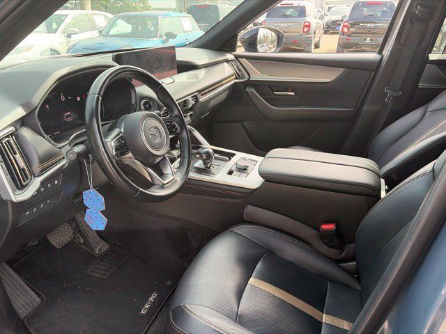 Used 2025 MAZDA CX-70 Plug-In Hybrid w/ Premium Plus AWD/4WD image 14