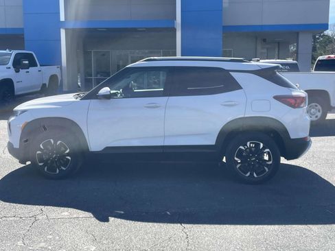 Used 2023 Chevrolet TrailBlazer LT w/ Convenience Package image 6