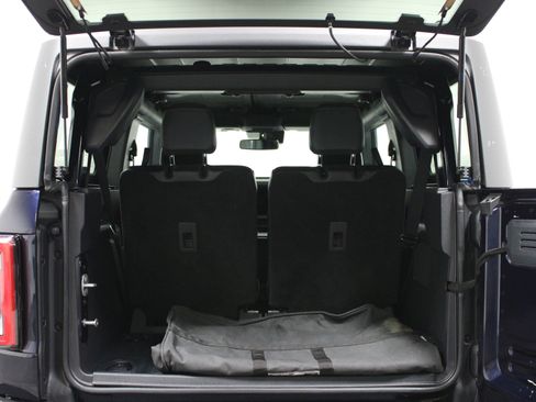 Used 2021 Ford Bronco Badlands image 14