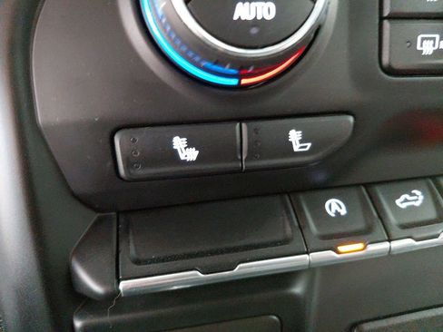 Used 2019 Chevrolet Silverado 1500 LT w/ All-Star Edition image 26