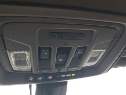 Used 2021 GMC Sierra 1500 Denali w/ Denali Ultimate Package image 37