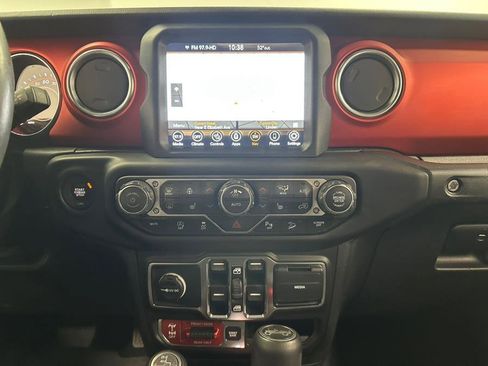 Used 2019 Jeep Wrangler Unlimited Rubicon image 45