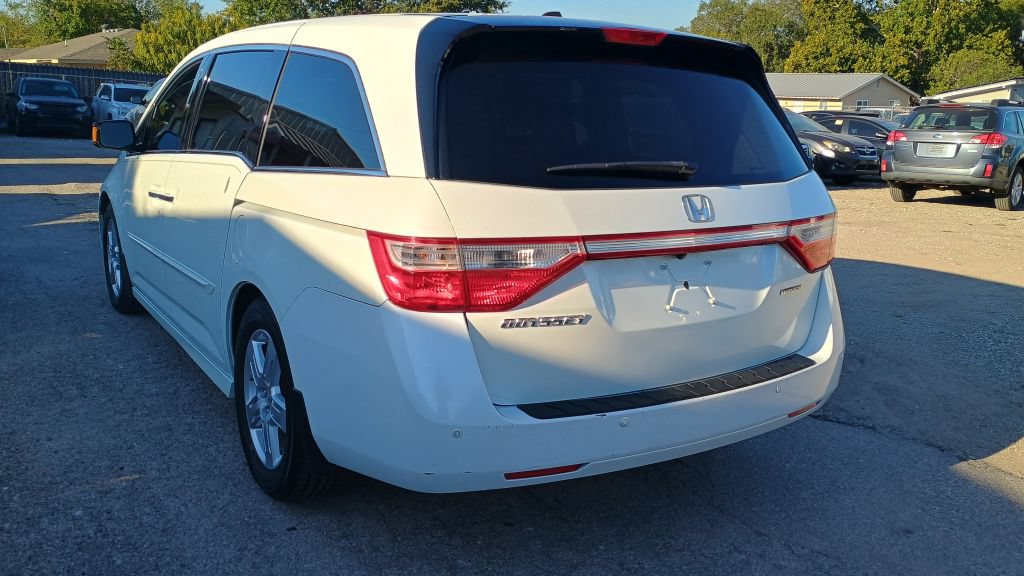 Used 2012 Honda Odyssey Touring image 2