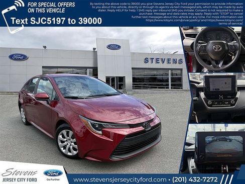 Used 2025 Toyota Corolla LE FWD image 1