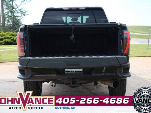 Used 2024 GMC Sierra 2500 AT4 w/ AT4 Premium Plus Package AWD/4WD image 12