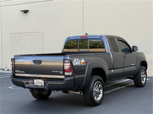 Used 2015 Toyota Tacoma PreRunner w/ TRD Sport Package RWD image 6