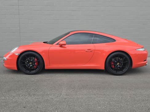 Used 2016 Porsche 911 Carrera S RWD image 2