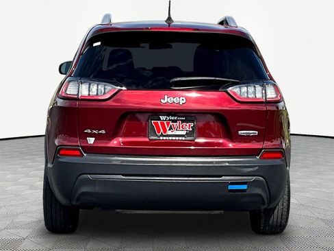 Used 2019 Jeep Cherokee Latitude w/ Popular Appearance Group AWD/4WD image 5