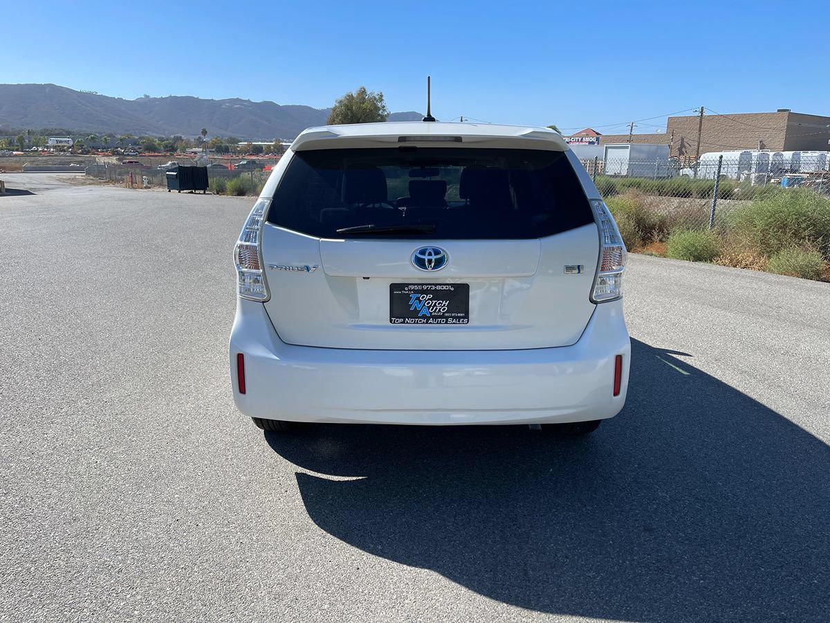 Used 2014 Toyota Prius V Three FWD image 6