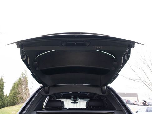 Certified 2019 Rolls-Royce Cullinan image 65