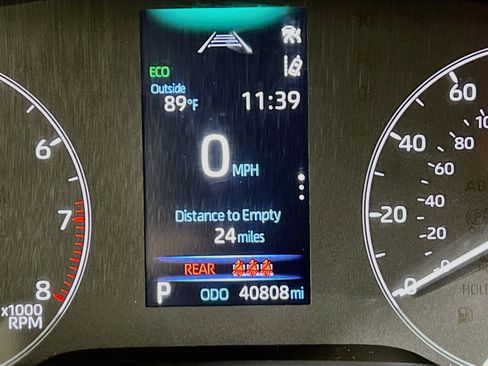Used 2023 Toyota Corolla SE FWD image 21