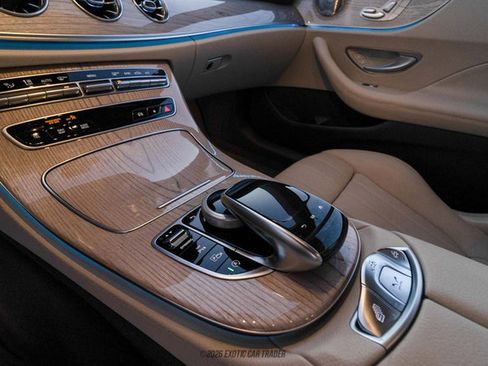 Used 2023 Mercedes-Benz E 450 Cabriolet image 41