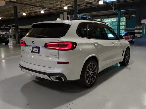 Used 2023 BMW X5 xDrive40i w/ Executive Package AWD/4WD image 8