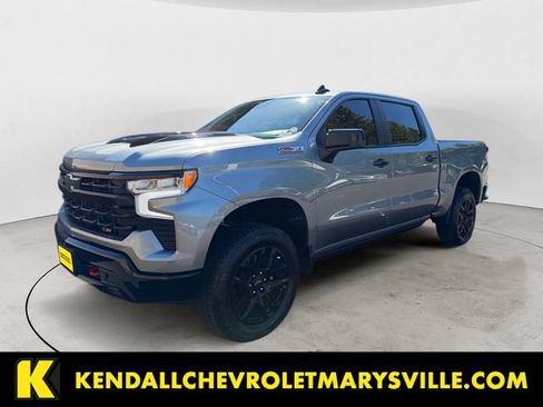Used 2025 Chevrolet Silverado 1500 LT Trail Boss w/ Convenience Package II AWD/4WD image 1