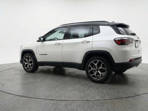 Used 2025 Jeep Compass Limited AWD/4WD image 6