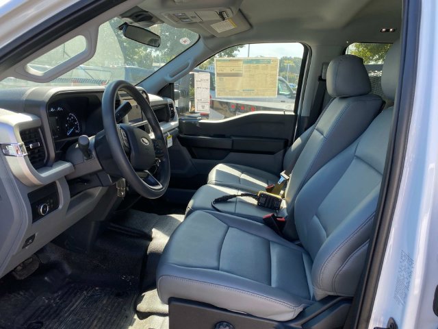 New 2025 Ford F350 XL w/ XL Chrome Package AWD/4WD image 9