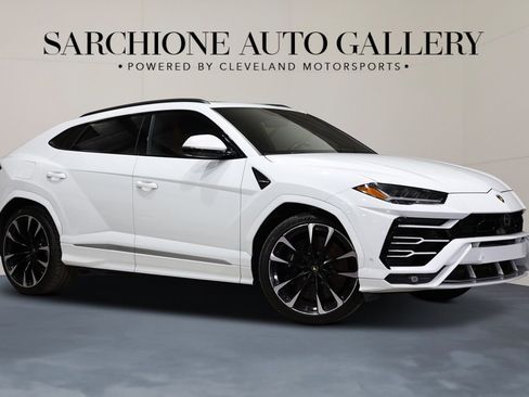 Used 2020 Lamborghini Urus image 1