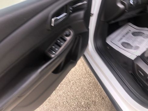 Used 2015 Chevrolet Malibu LT w/ Power Convenience Package image 18