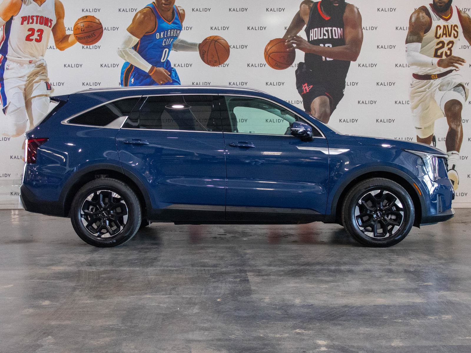 Used 2025 Kia Sorento S w/ Panoramic Sunroof Package FWD image 19