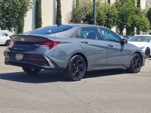 New 2026 Hyundai Elantra SEL Sport FWD image 4