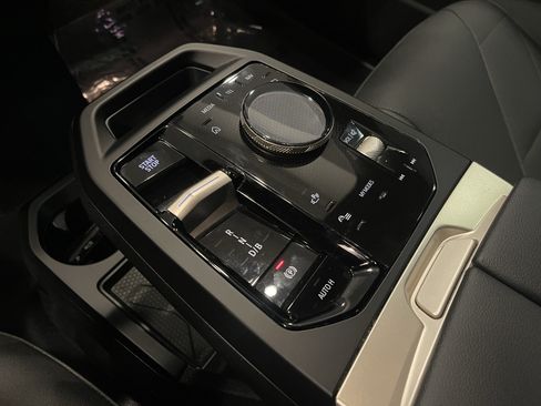 Certified 2024 BMW iX xDrive50 AWD/4WD image 18