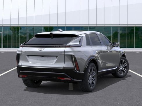 New 2025 Cadillac Lyriq Luxury image 4