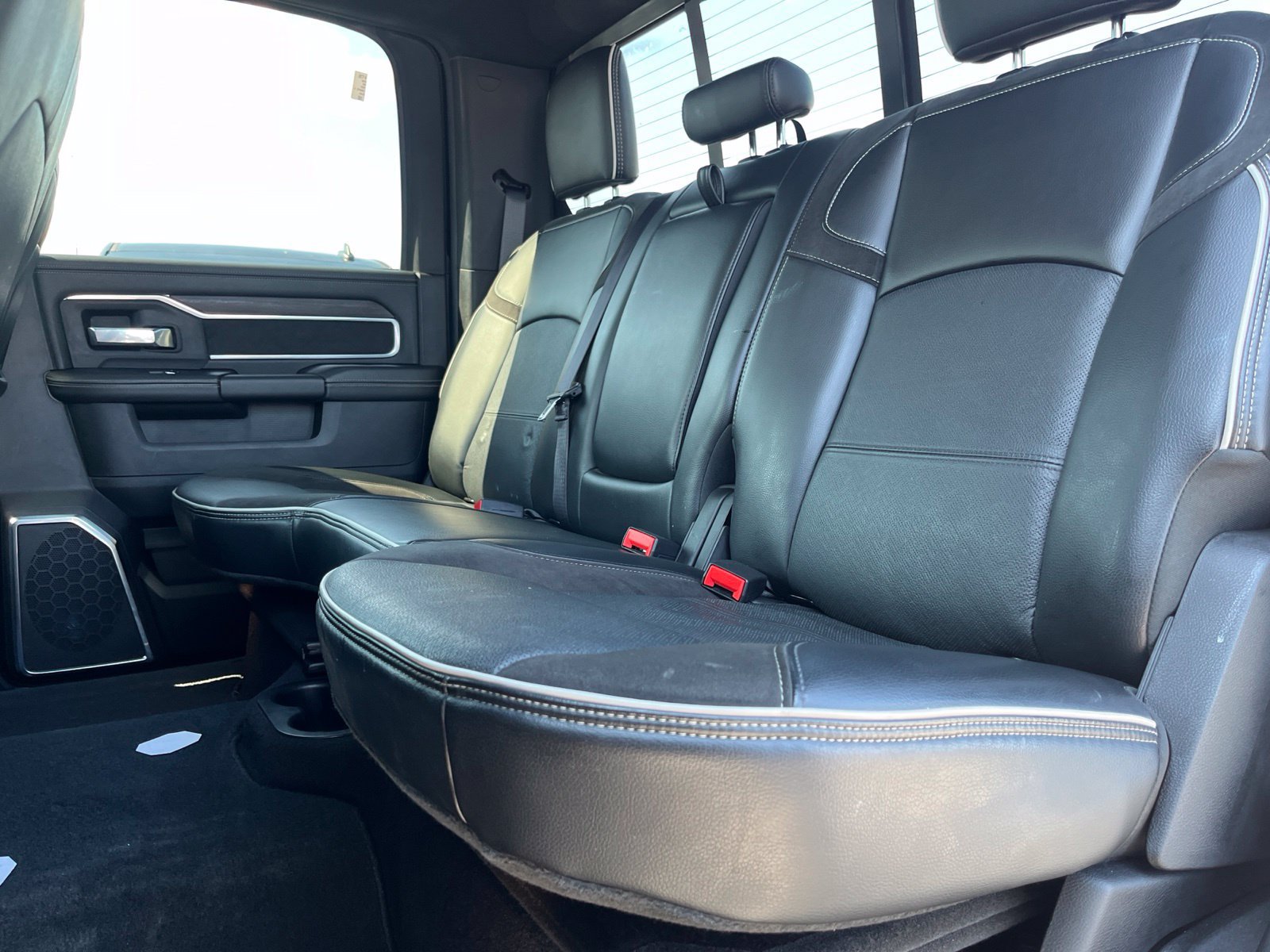 Used 2026 RAM 2500 Laramie AWD/4WD image 12