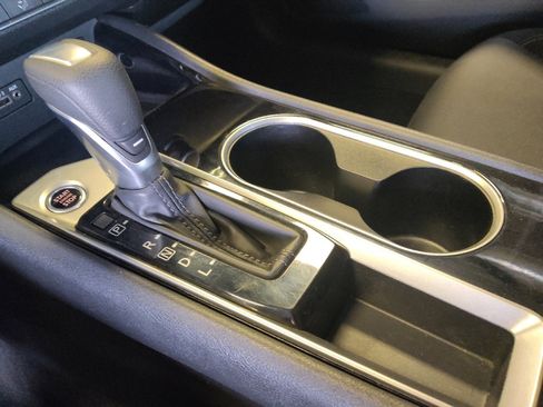 Used 2024 Nissan Altima 2.5 SV FWD image 26