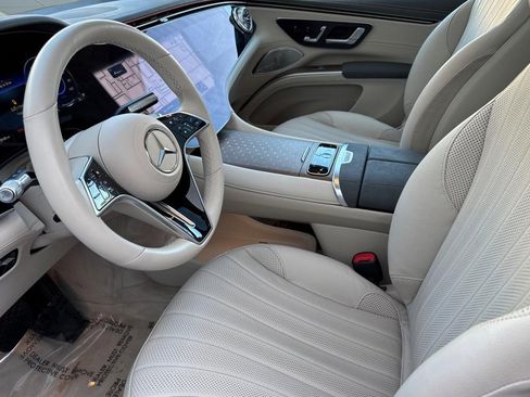 Used 2023 Mercedes-Benz EQS 580 4MATIC SUV image 5