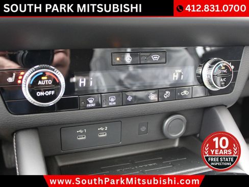 New 2026 Mitsubishi Outlander AWD image 26