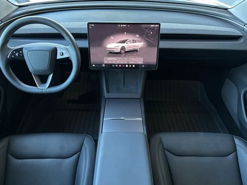 Used 2025 Tesla Model 3 RWD image 3