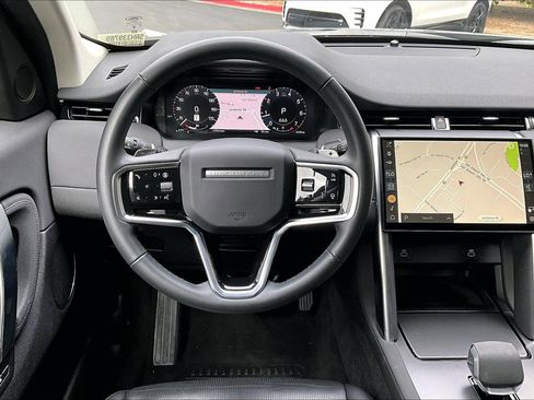 Used 2024 Land Rover Discovery Sport S image 4
