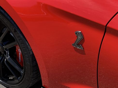 Used 2021 Ford Mustang Shelby GT500 w/ Technology Package image 61