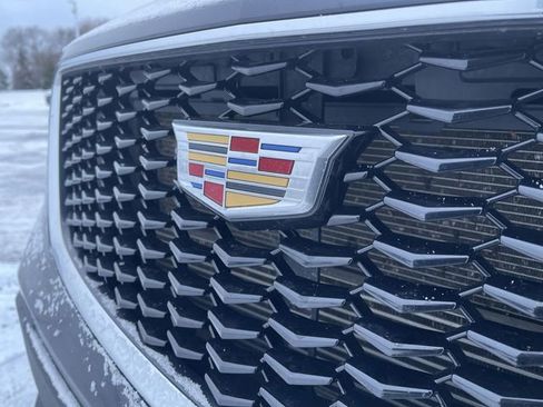Used 2023 Cadillac XT4 Sport w/ Trailering Package image 31