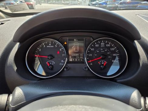 Used 2012 Nissan Rogue S w/ Special Edition Pkg FWD image 29