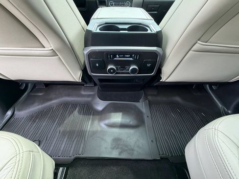 Used 2018 Ford Expedition Platinum AWD/4WD image 36