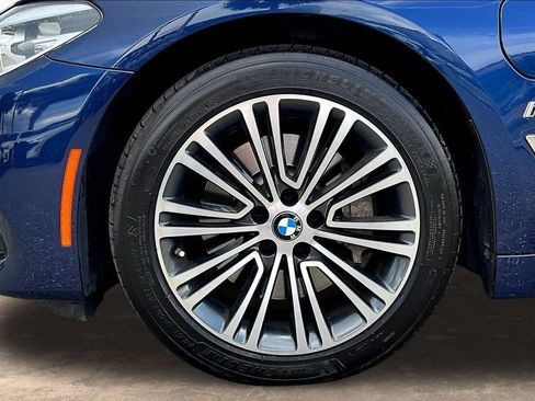 Used 2019 BMW 530e xDrive w/ Luxury Seating Package AWD/4WD image 34