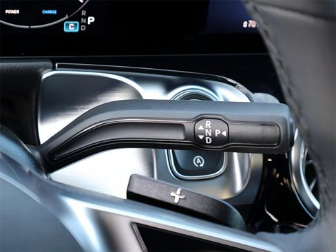 New 2026 Mercedes-Benz GLB 250 4MATIC image 34