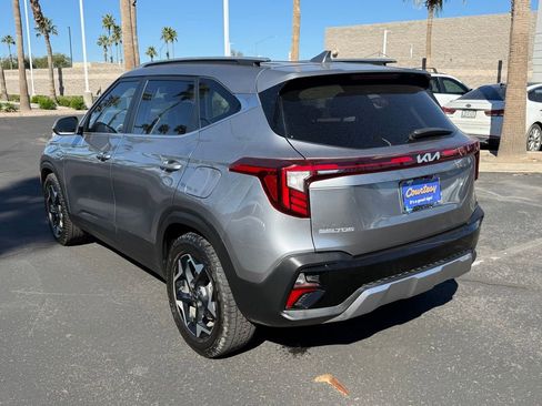 Used 2024 Kia Seltos EX image 6
