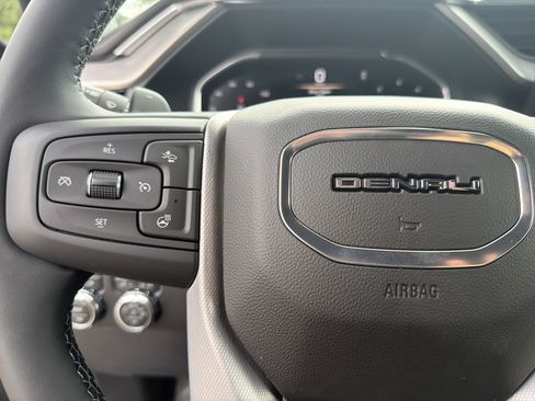 New 2026 GMC Sierra 1500 Denali AWD/4WD image 28