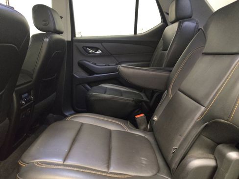 Used 2019 Chevrolet Traverse LT w/ LT Premium Package FWD image 18