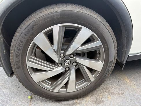 Used 2019 Nissan Murano SL FWD image 9