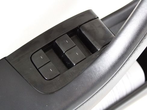 Used 2020 Tesla Model 3 Performance image 16