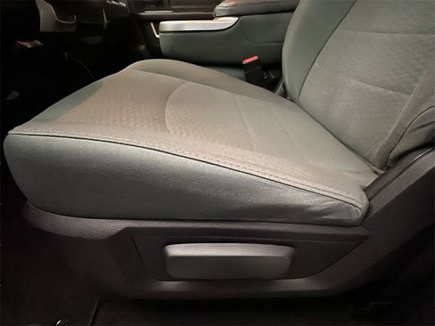 Used 2016 RAM 1500 Express w/ Black Ram 1500 Express Group image 9