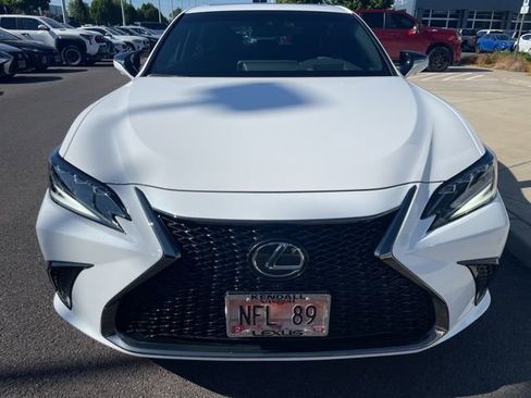 Used 2025 Lexus ES 300h F Sport w/ Accessory Package (Z2) FWD image 8