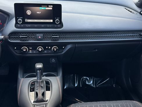 Certified 2025 Honda HR-V Sport image 19