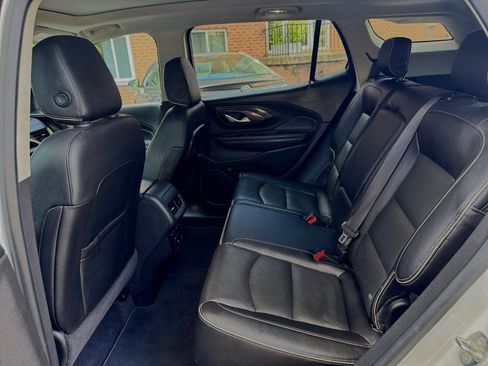 Used 2020 GMC Terrain Denali w/ Denali Premium Package AWD/4WD image 34