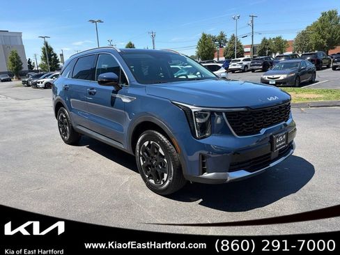 Used 2026 Kia Sorento S w/ S Panoramic Sunroof Package AWD/4WD image 5