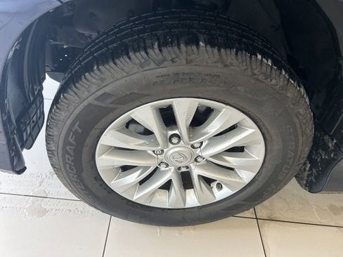 Used 2018 Lexus GX 460 image 18