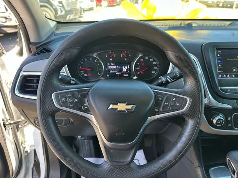 Used 2022 Chevrolet Equinox LS w/ LS Convenience Package image 21